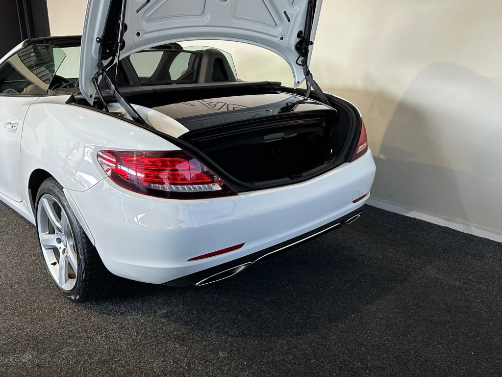 Mercedes-Benz SLC – foto 9
