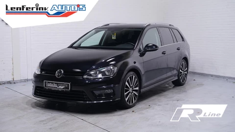 Volkswagen Golf Variant 1.6 TDI Highline R-line Sportstoelen lederen bekleding NAP DAB-ontvangst cruise controle camera navigatie stoelverwarming PDC v+a schakelflippers aan het stuur climate controle 19"-inch lichtmetalen velgen