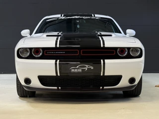 Dodge Challenger – thumbnail 7