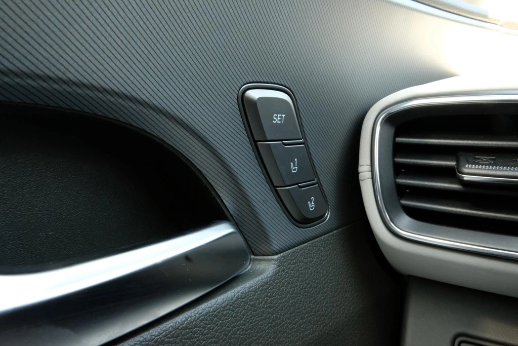 Hyundai Santa Fe – foto 18