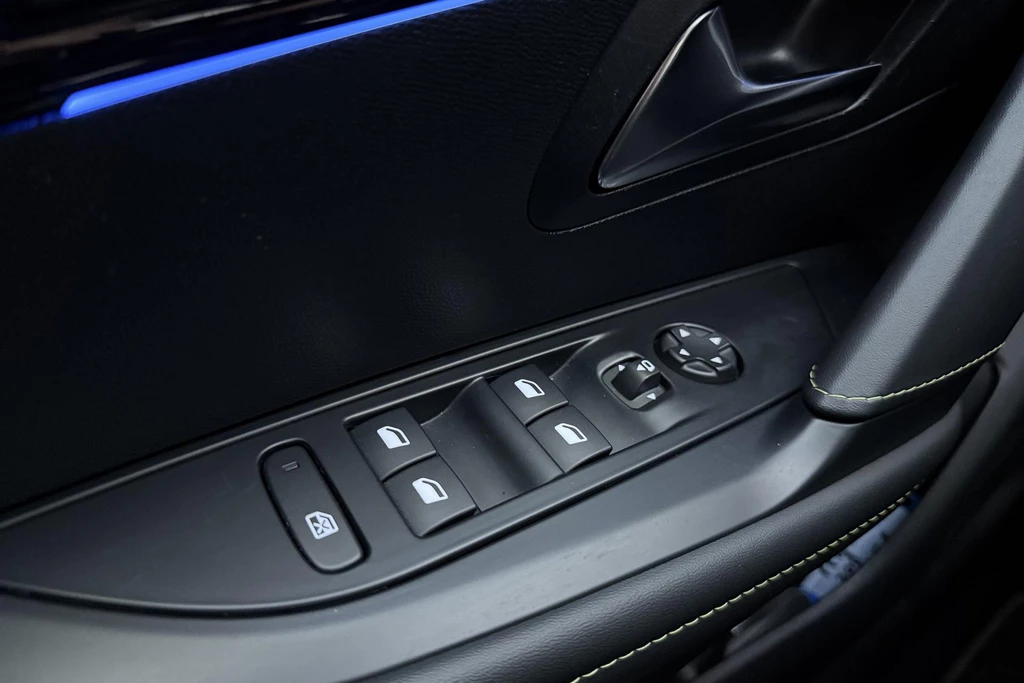 Peugeot 208 – foto 17