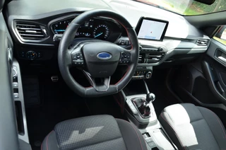 Ford Focus – thumbnail 33