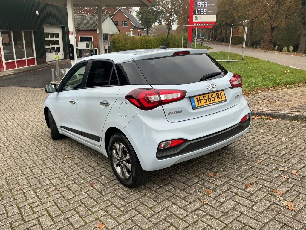 Hyundai i20 – foto 3