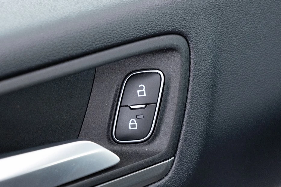 Ford Kuga – foto 18