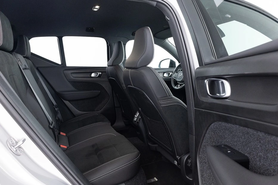 Volvo EX40 – foto 12
