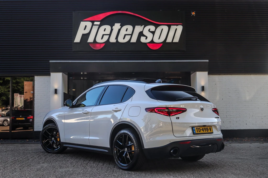 Alfa Romeo Stelvio – foto 5