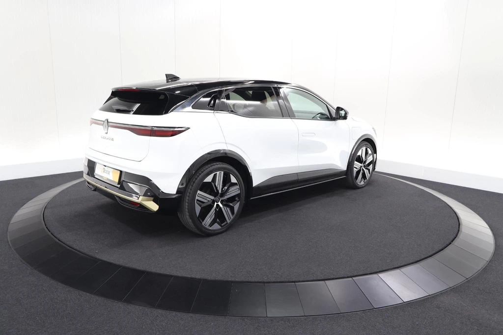 Renault Megane E-Tech – foto 8