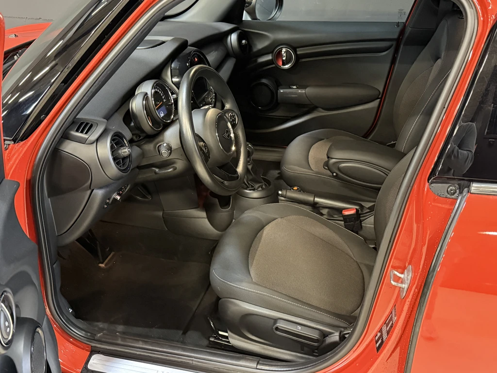 MINI 5-deurs – foto 9