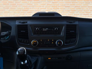 Ford Transit Custom – thumbnail 24