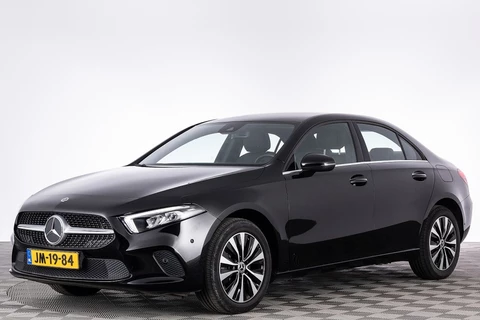Mercedes-Benz A-Klasse 250 e Limousine Business Solution | NAVI | Half LEDER | Full LED | Stoelverwarming -HEMELVAART OPEN!-