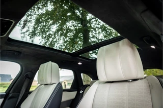 Land Rover Range Rover Velar – thumbnail 28