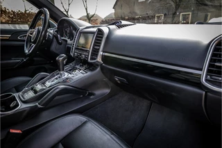 Porsche Cayenne – thumbnail 17