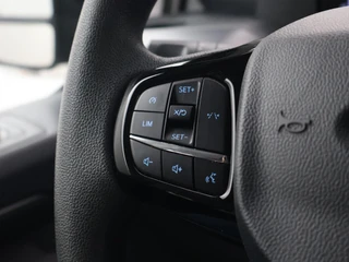 Ford Transit Custom – thumbnail 23
