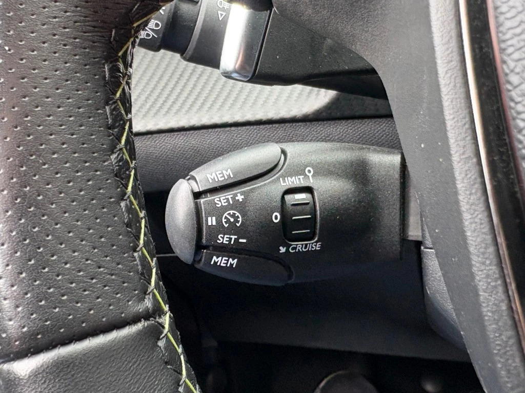 Peugeot 208 – foto 15