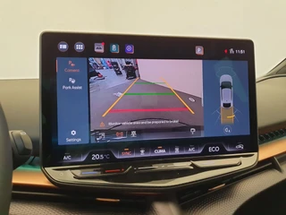 CUPRA Tavascan – thumbnail 18