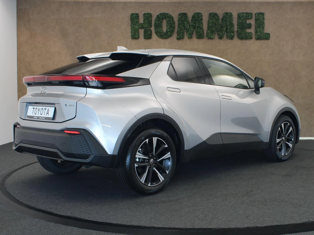 Toyota C-HR – foto 6