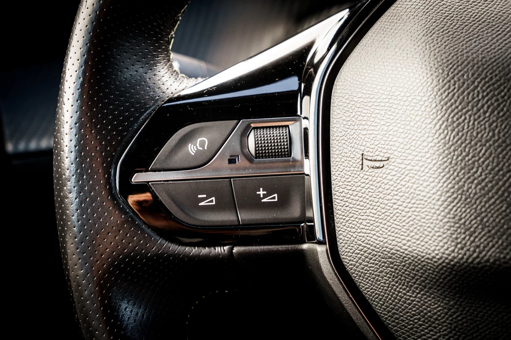 Peugeot e-2008 – foto 37