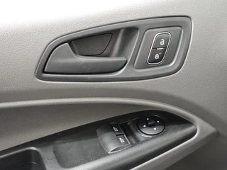 Ford Transit Connect – thumbnail 10