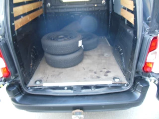 Peugeot Partner – thumbnail 9