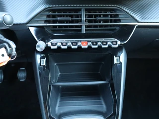 Peugeot 208 – thumbnail 24