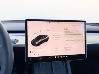 Tesla Model Y – thumbnail 44