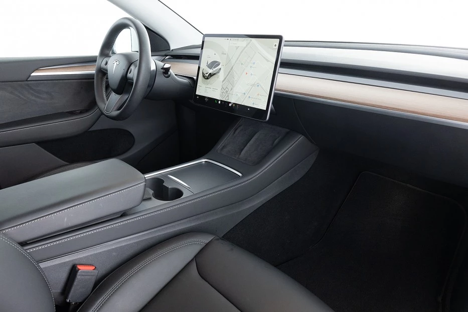Tesla Model Y – foto 10