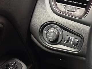 Jeep Renegade – thumbnail 23
