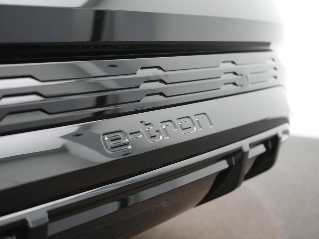 Audi Q8 Sportback e-tron – foto 66