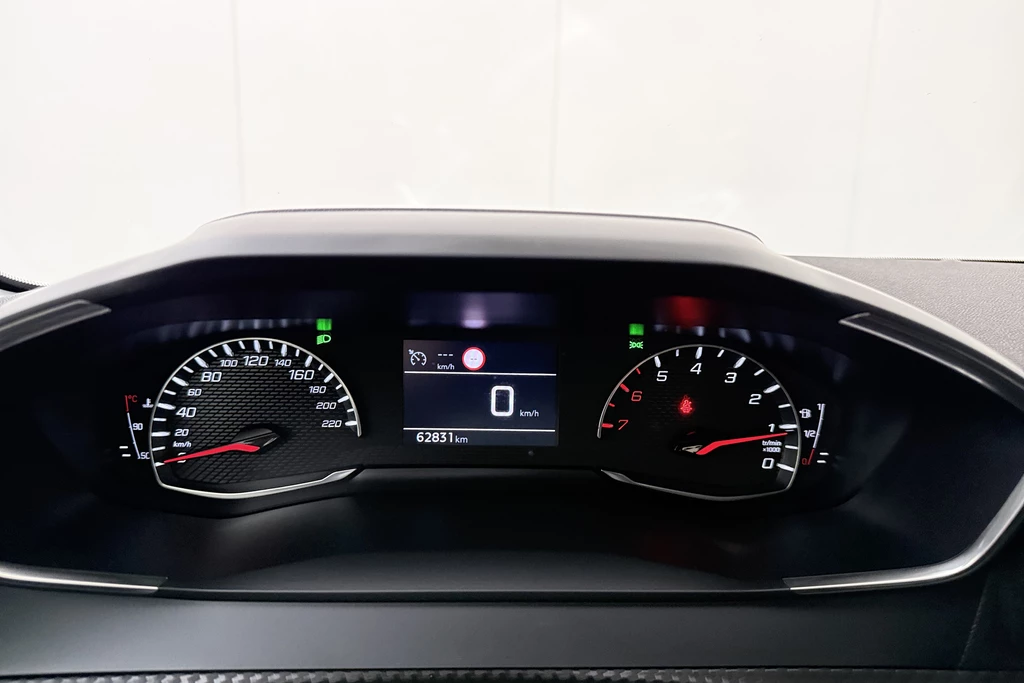 Peugeot 208 – foto 18