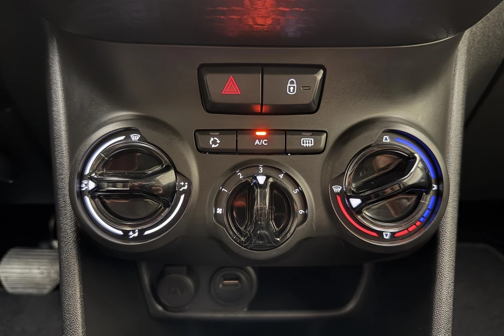 Peugeot 208 – foto 25