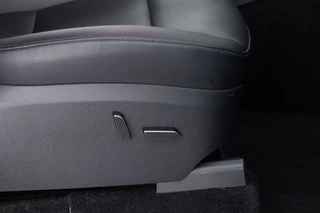 Tesla Model Y – thumbnail 12