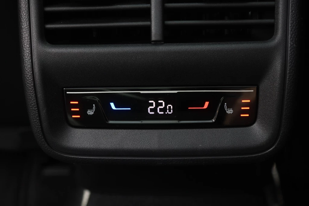 Volkswagen Passat – foto 37