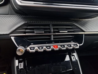 Peugeot 208 – thumbnail 23