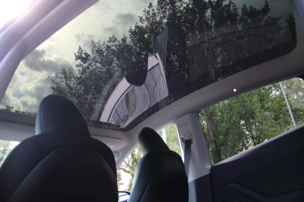 Tesla Model Y – foto 7