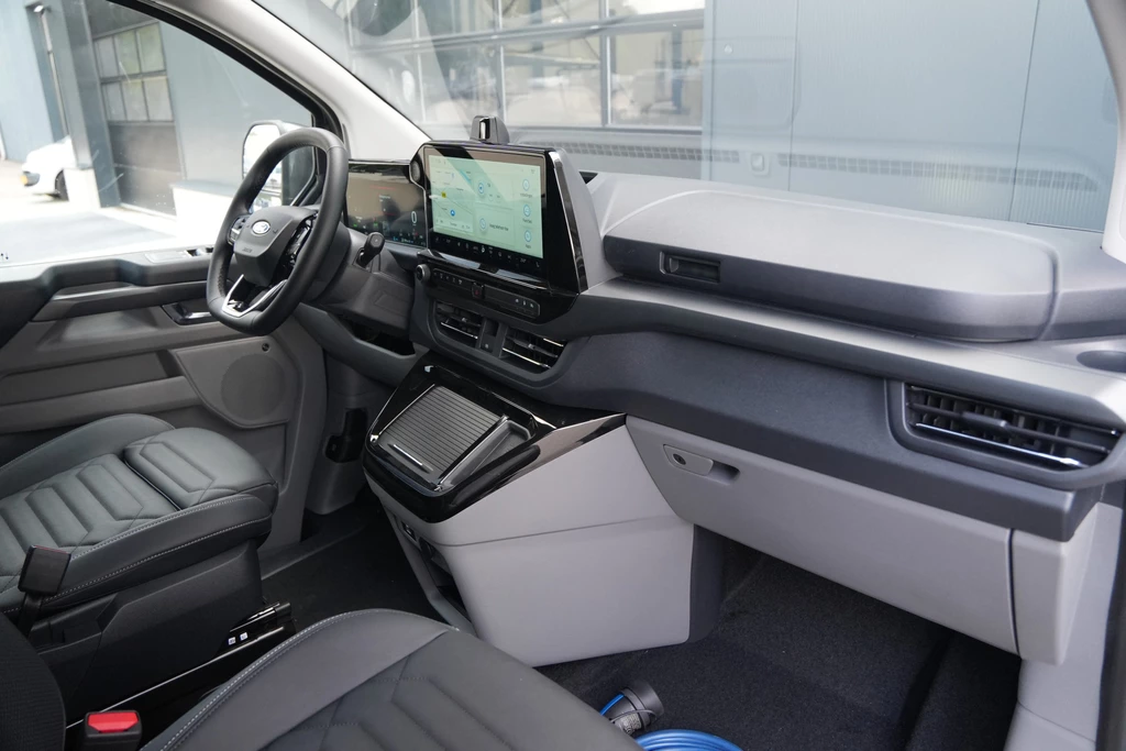Ford Tourneo Custom – foto 42