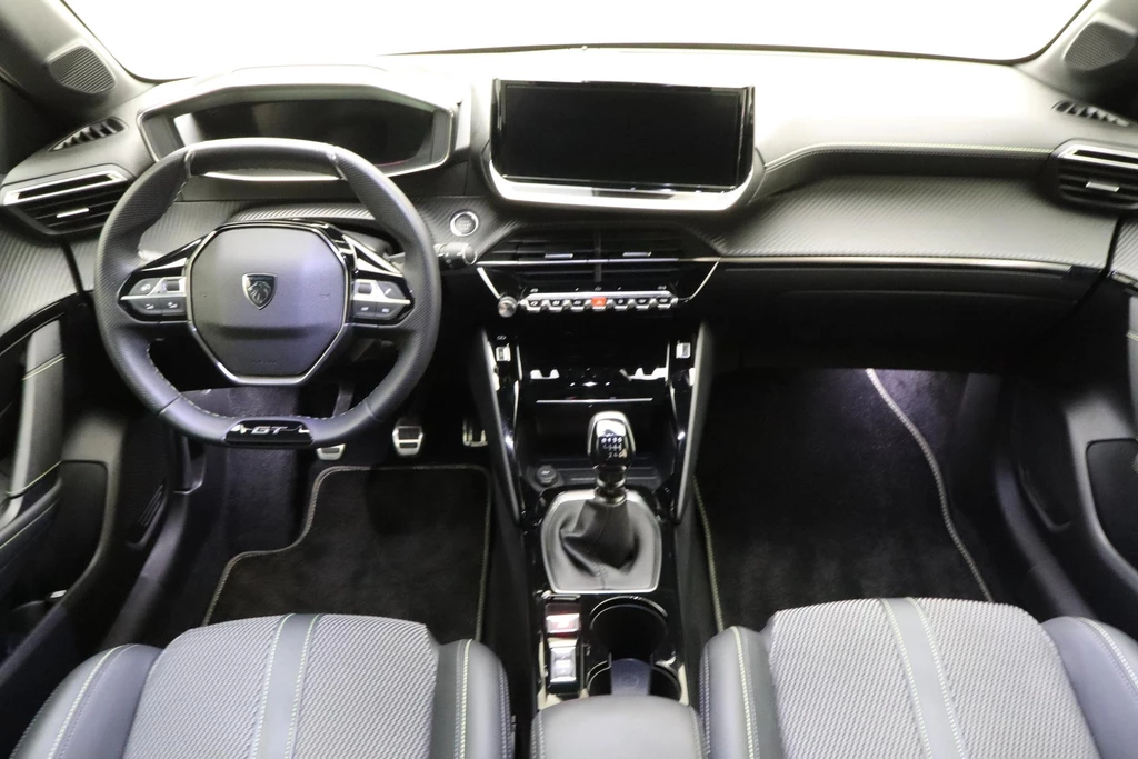 Peugeot 208 – foto 16