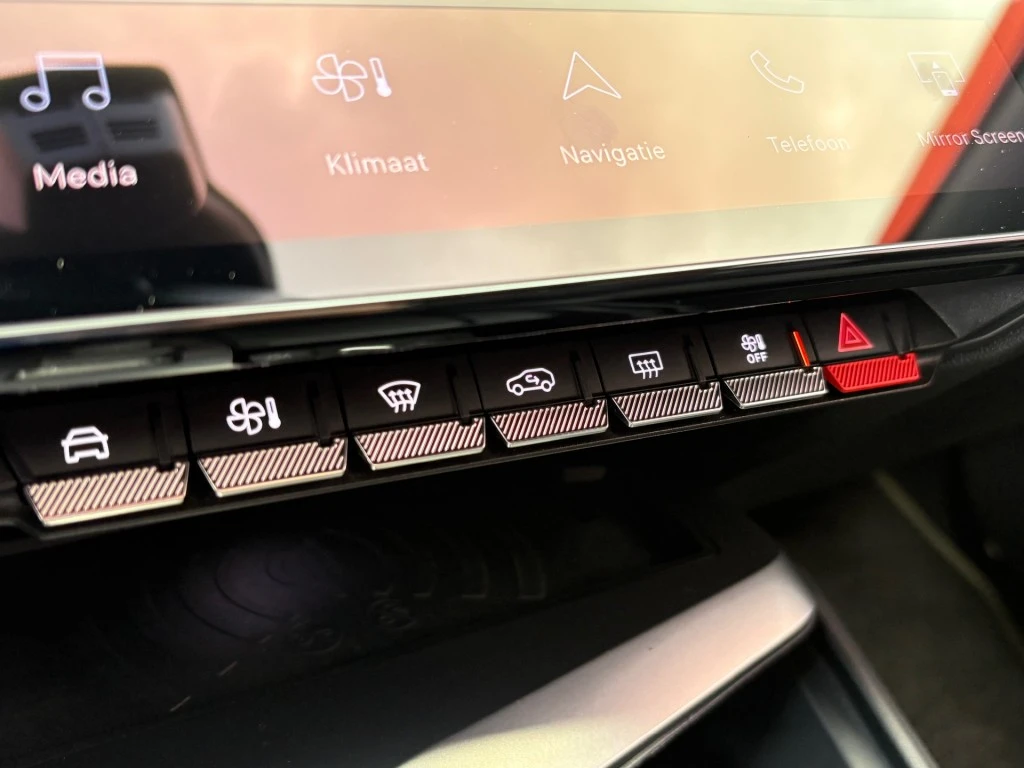 Peugeot 408 – foto 15