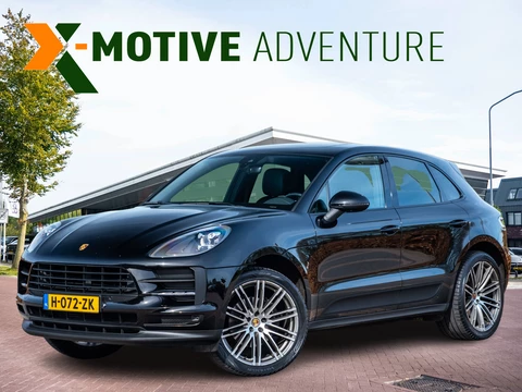Porsche Macan 2.0T PDK Aut. NW model | Volleder | 21” LM turbo classic | Panodak | CarPlay | Stoelverw | Parkpack | Trekhaak | Org NL & dealer onderhouden!