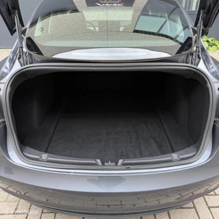 Tesla Model 3 – thumbnail 19