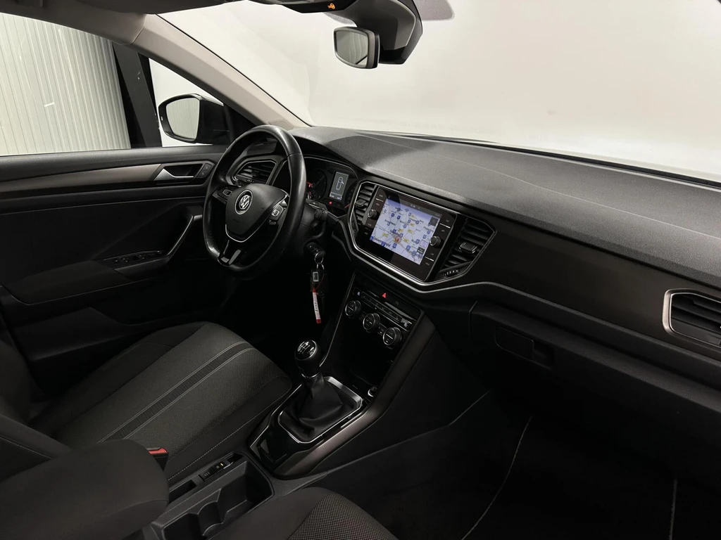 Volkswagen T-Roc – foto 12