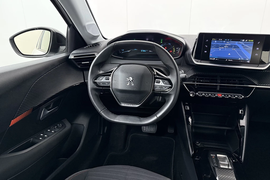 Peugeot e-208 – foto 8