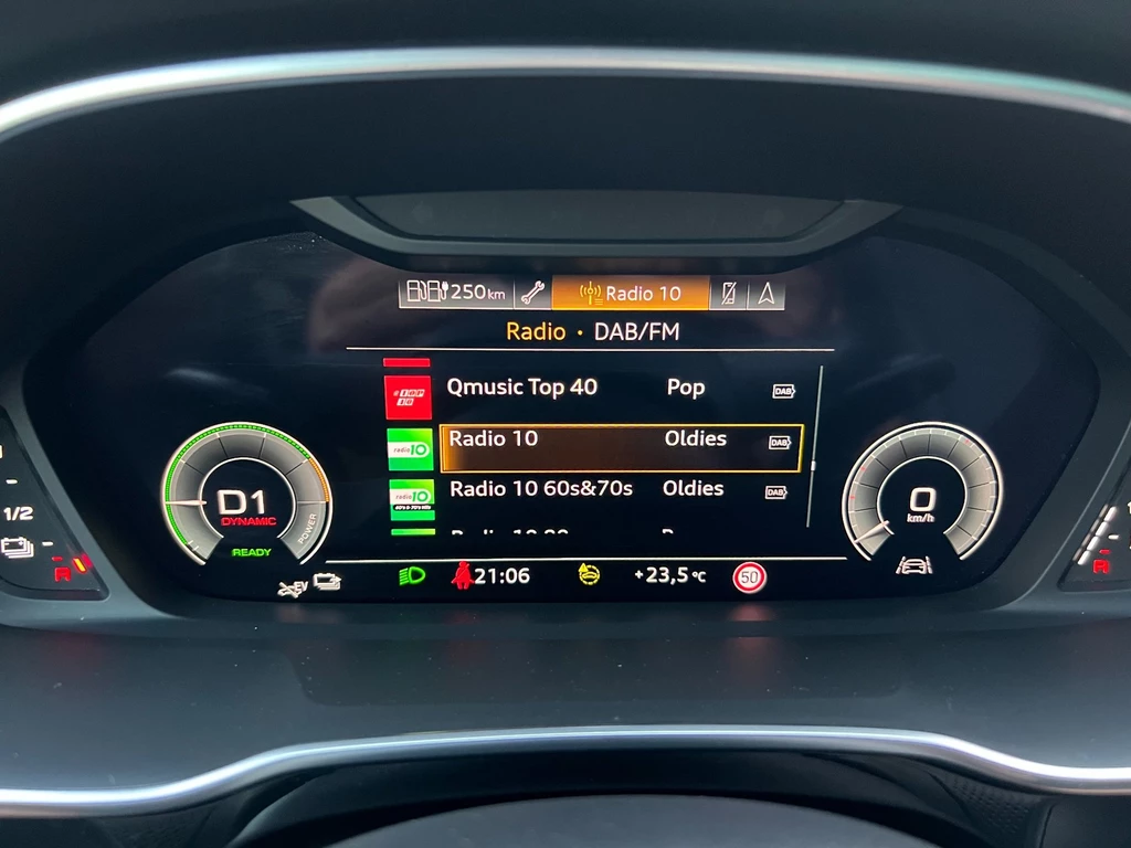 Audi Q3 – foto 33