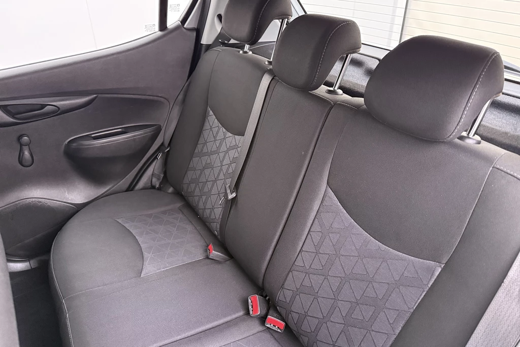 Opel KARL – foto 11
