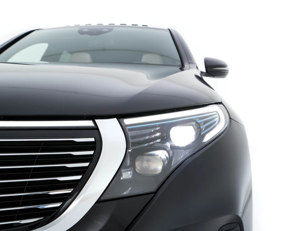 Mercedes-Benz EQC – foto 32