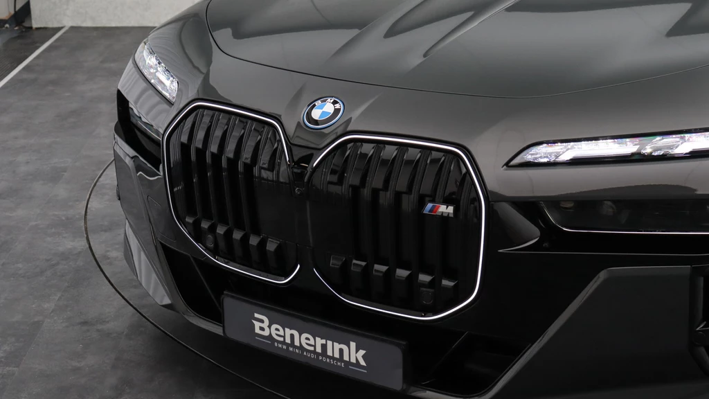 BMW 7 Serie – foto 36
