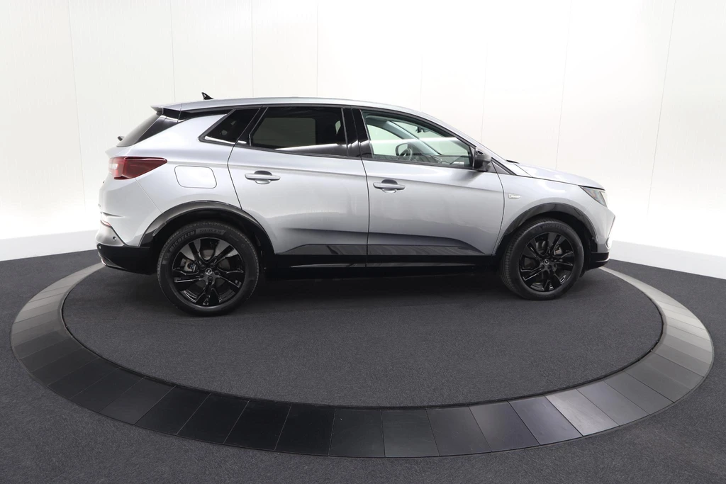 Opel Grandland – foto 11