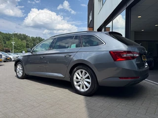 Škoda Superb – thumbnail 4