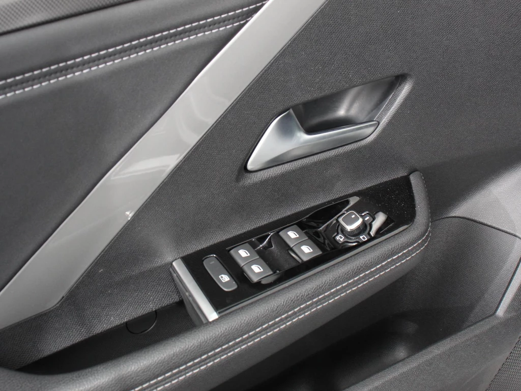 Opel Astra – foto 14