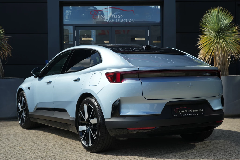 Polestar 4 – foto 2
