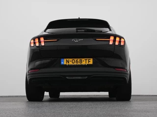 Ford Mustang Mach-E – thumbnail 10